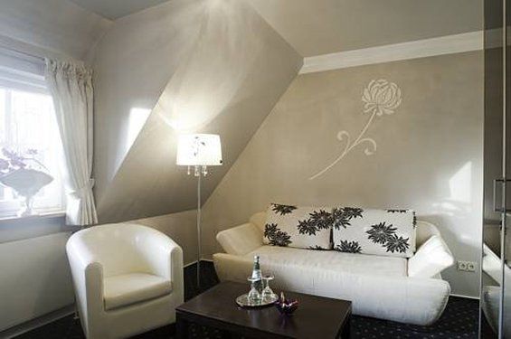 Amethyst Hotel Garni Lueneburg Deutsch Evern Exteriör bild