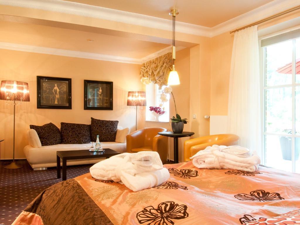 Amethyst Hotel Garni Lueneburg Deutsch Evern Rum bild